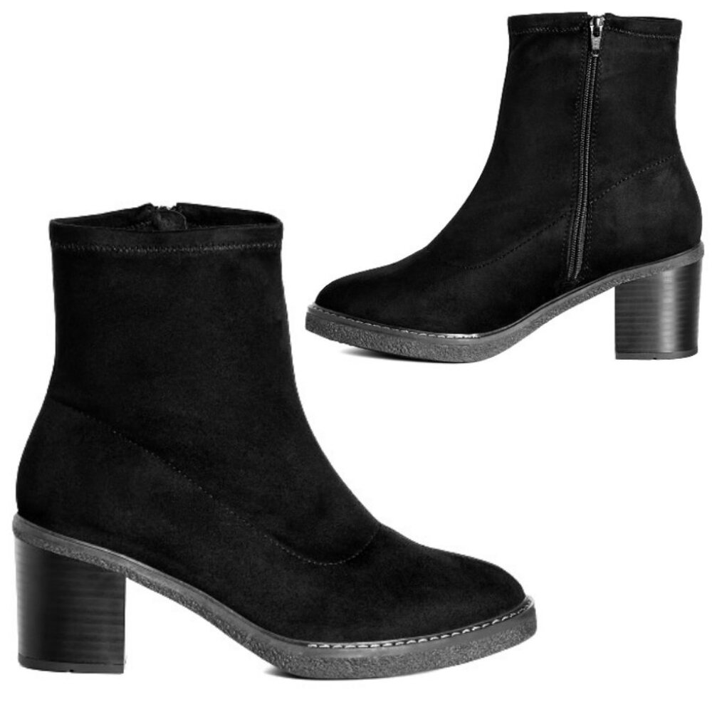 NWT EVANS Black Faux Suede Block Heel Ankle Boots 9 9W
